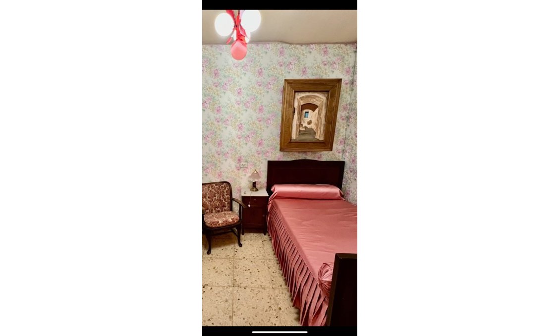 Segunda mano - Villa -
Pedreguer - Inland
