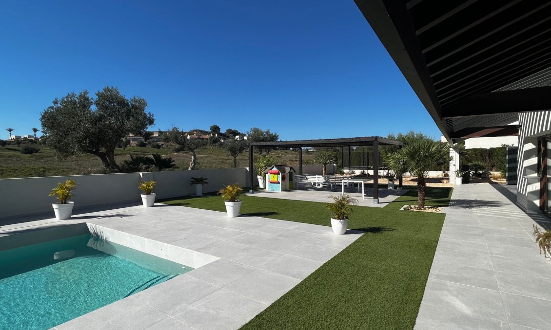 Segunda mano - Villa -
Sucina - Inland