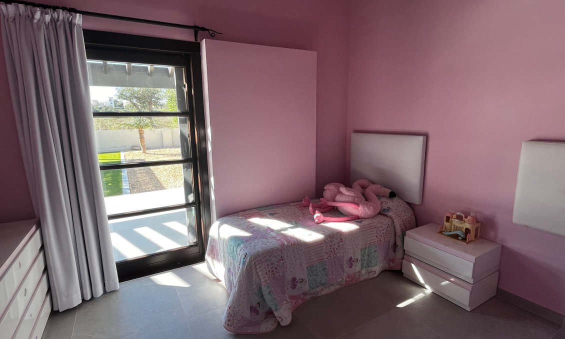 Segunda mano - Villa -
Sucina - Inland