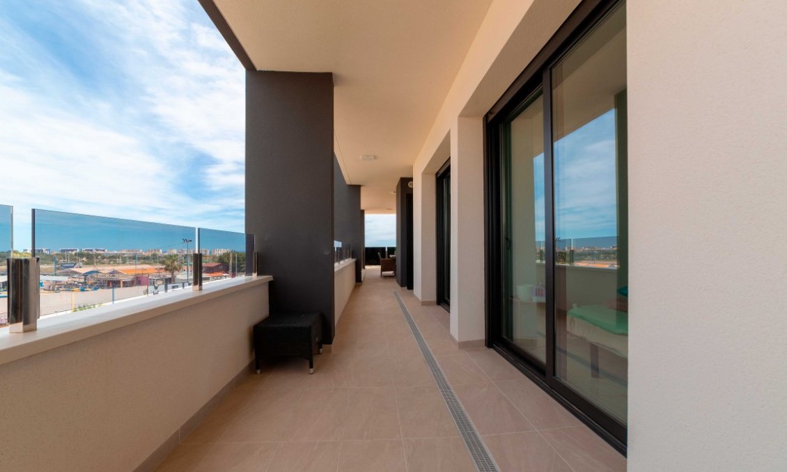 Segunda mano - Apartamento -
Playa Flamenca - Costa Blanca