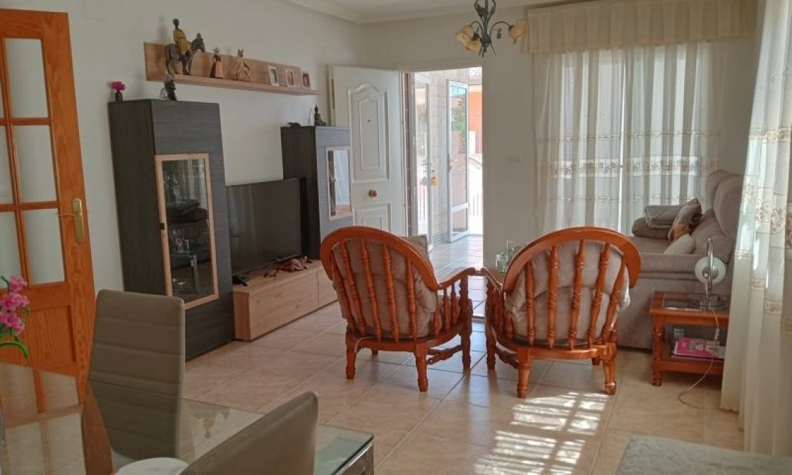 Segunda mano - Villa -
Pilar de la Horadada - Costa Blanca