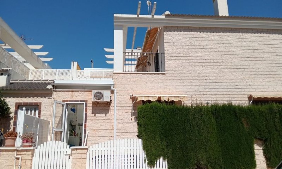 Segunda mano - Villa -
Pilar de la Horadada - Costa Blanca