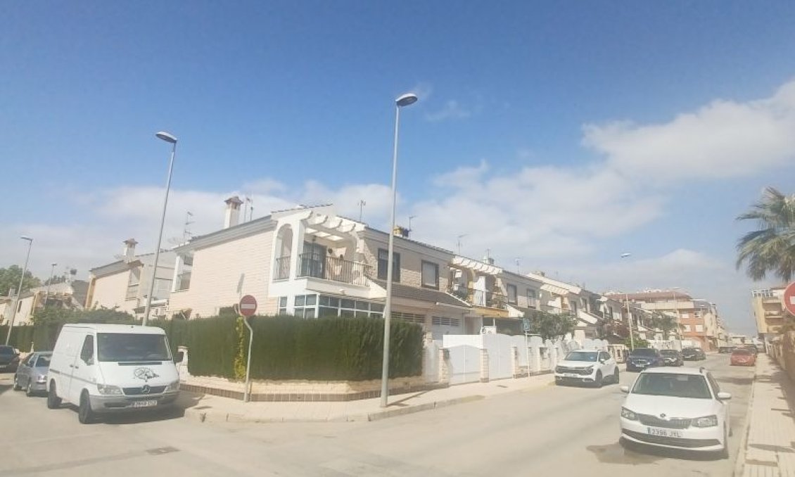 Segunda mano - Villa -
Pilar de la Horadada - Costa Blanca