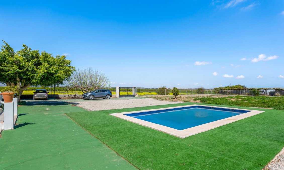 Segunda mano - Villa -
Los Montesinos - Costa Blanca