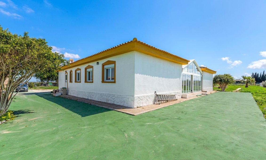 Segunda mano - Villa -
Los Montesinos - Costa Blanca