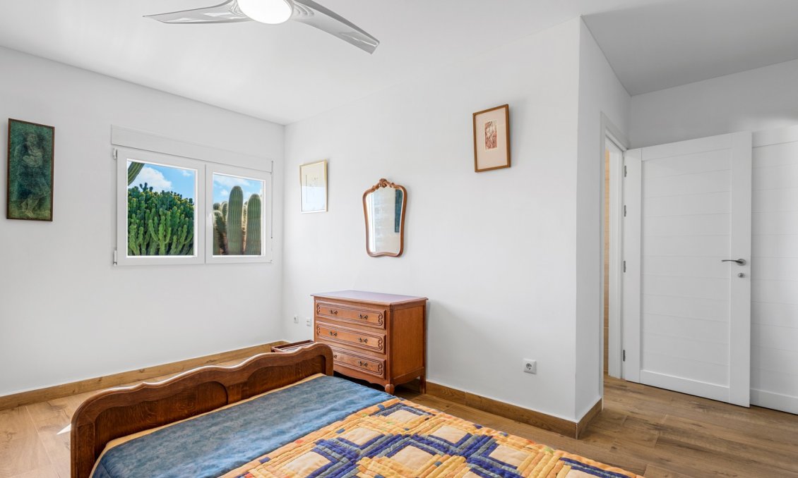 Segunda mano - Villa -
Los Montesinos - Costa Blanca