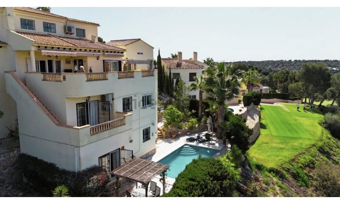 Segunda mano - Villa -
Villamartin - Costa Blanca