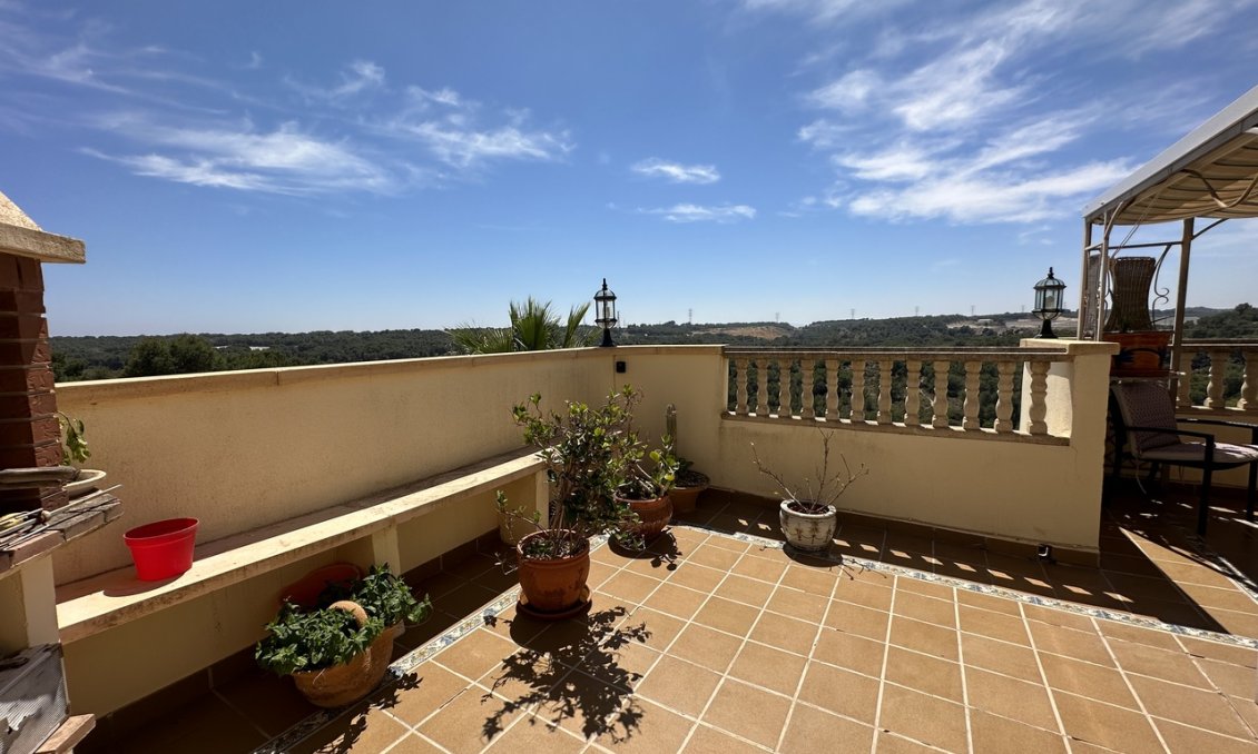 Segunda mano - Villa -
Villamartin - Costa Blanca