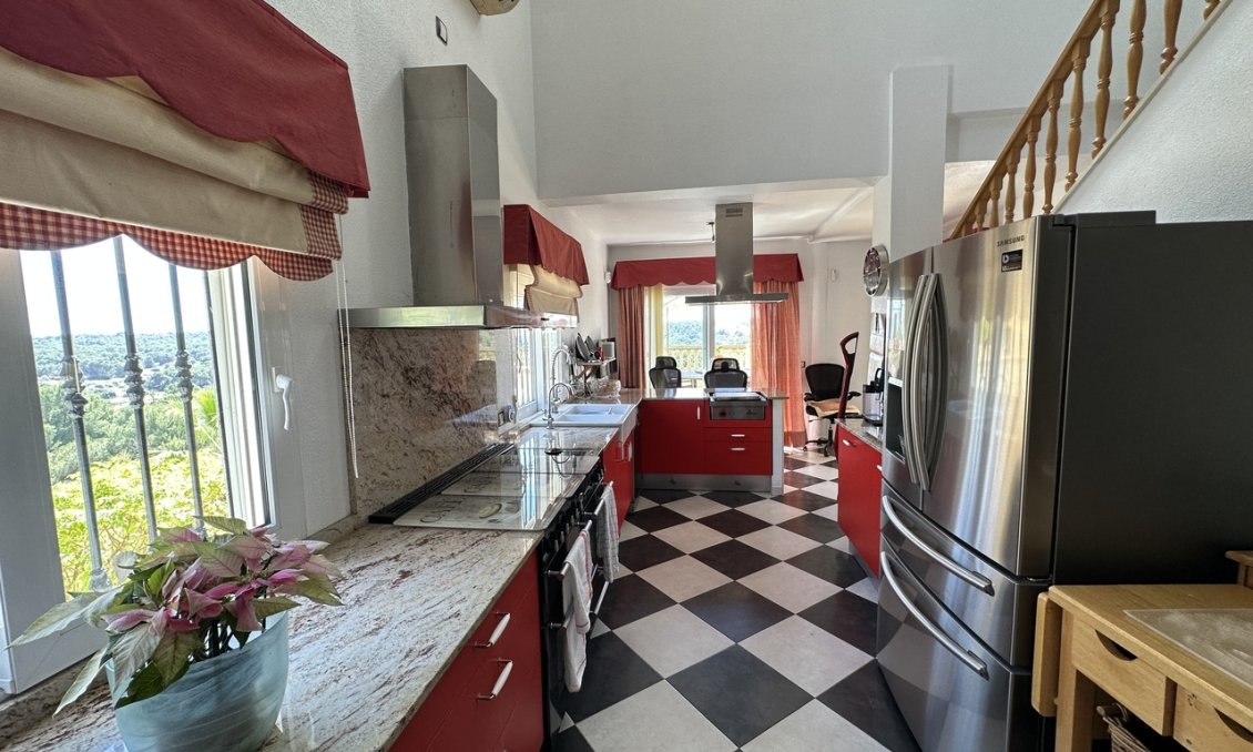 Segunda mano - Villa -
Villamartin - Costa Blanca