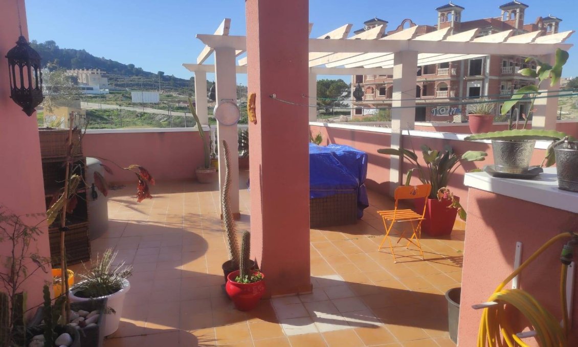 Wiederverkauf - Town House -
Bigastro - Comunidad Valenciana
