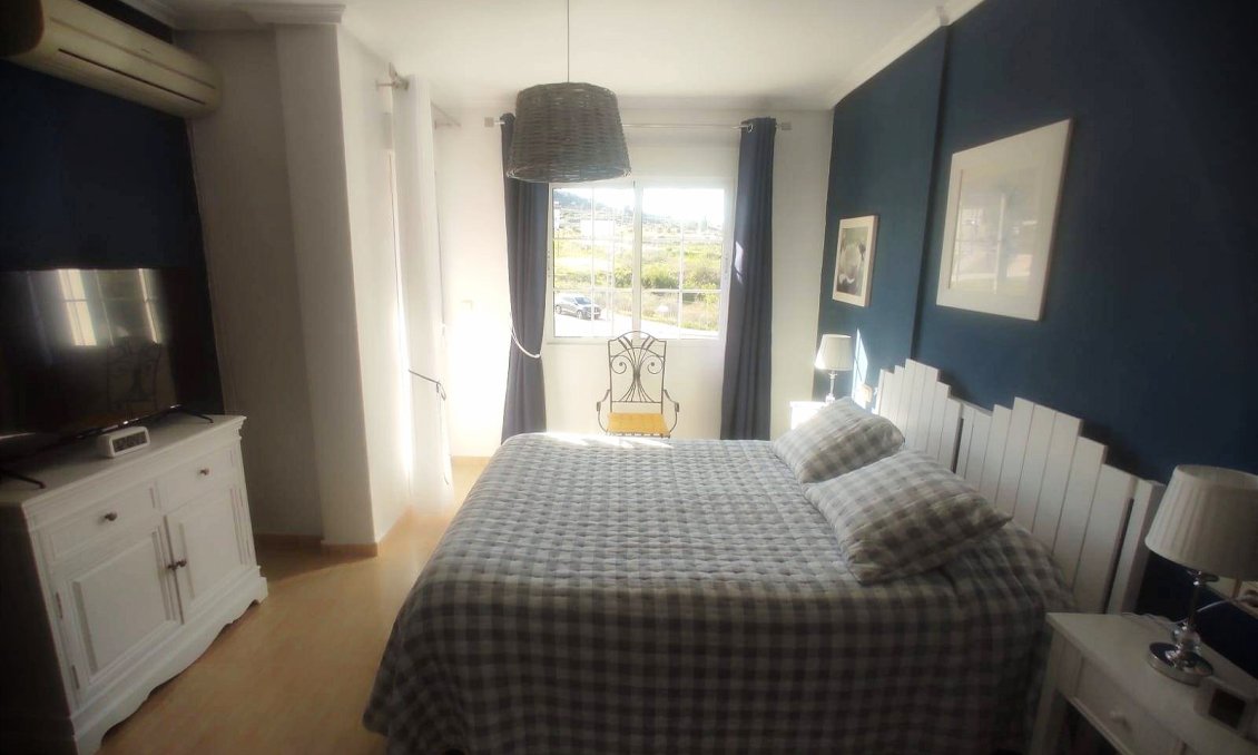 Wiederverkauf - Town House -
Bigastro - Comunidad Valenciana