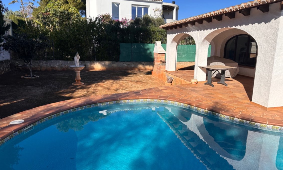Segunda mano - Villa -
Jávea - Costa Blanca