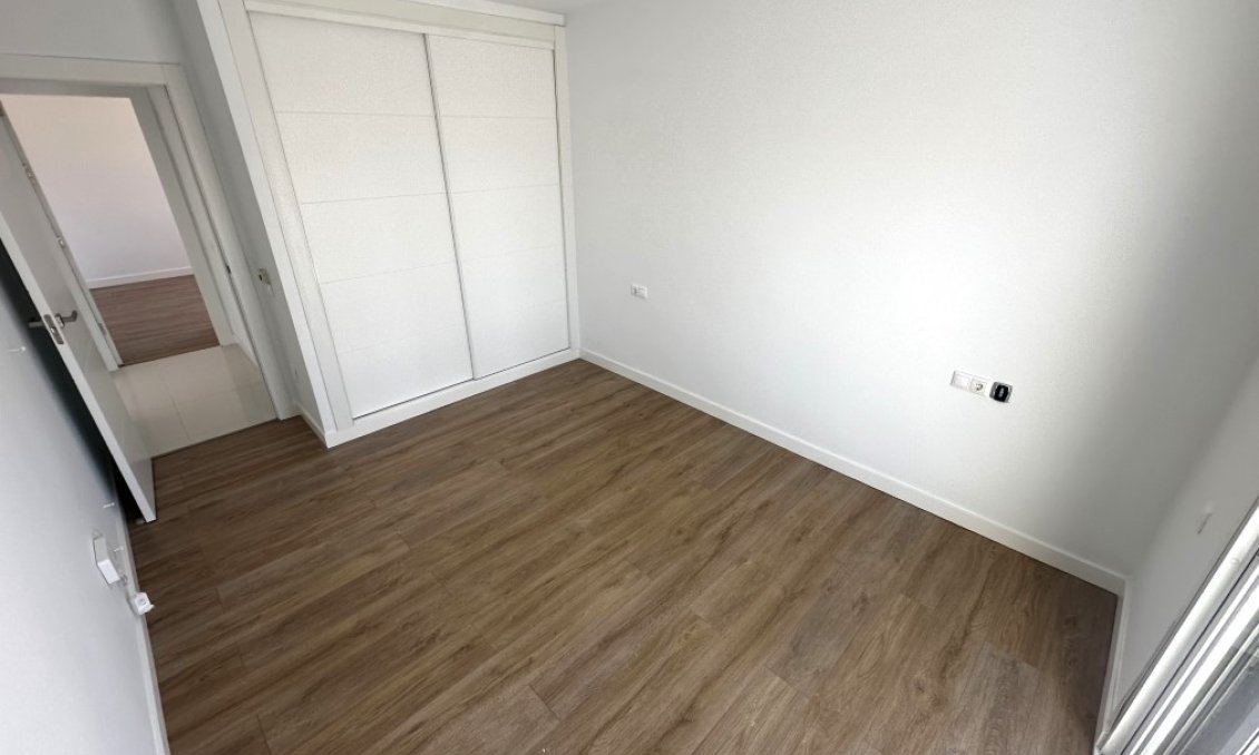 Segunda mano - Villa -
Ciudad Quesada - Costa Blanca