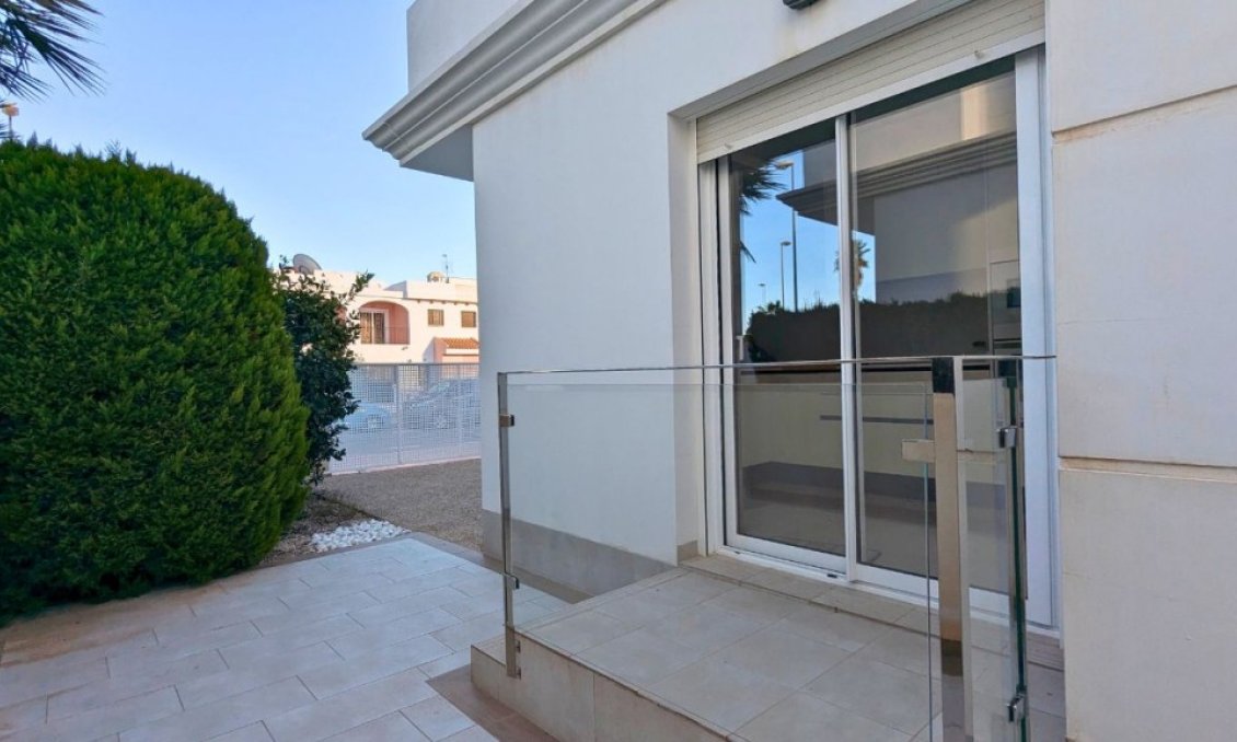 Segunda mano - Semi Detached -
Ciudad Quesada - Costa Blanca