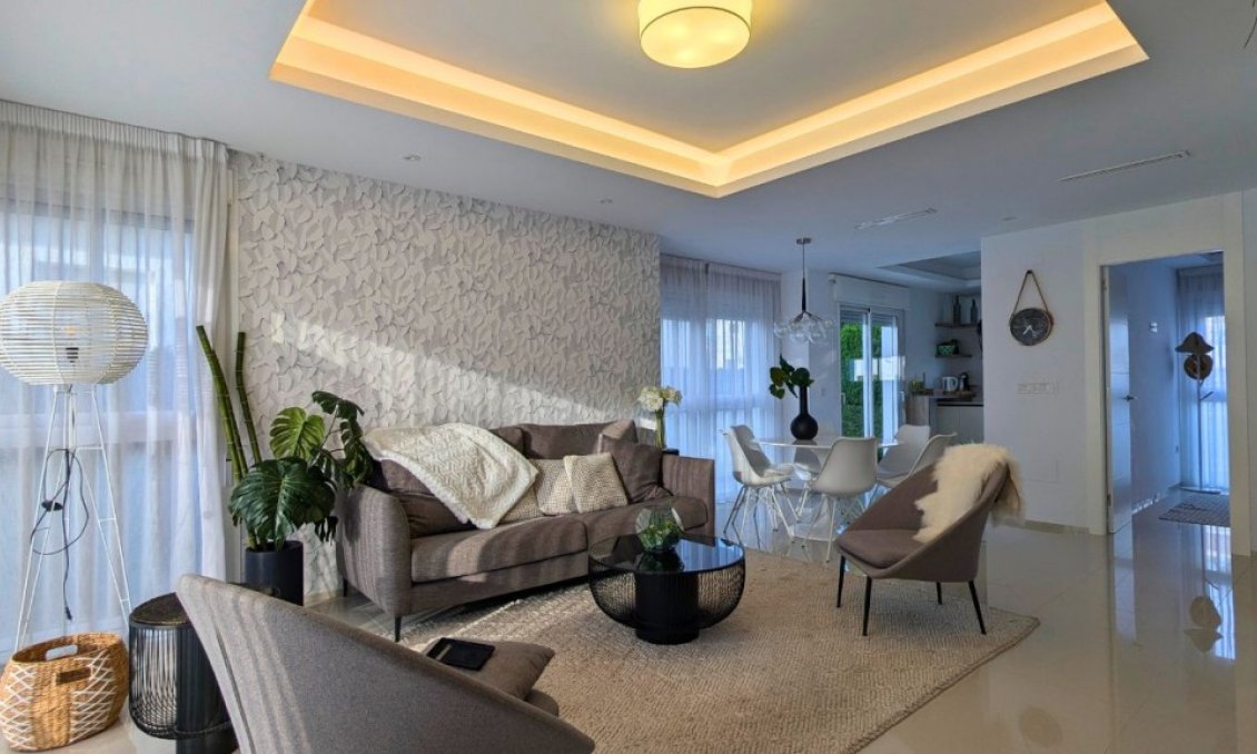Segunda mano - Semi Detached -
Ciudad Quesada - Costa Blanca
