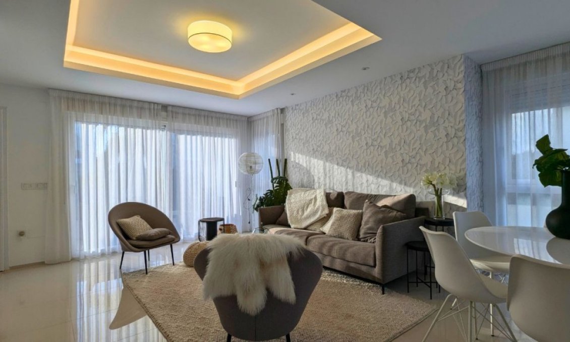 Segunda mano - Semi Detached -
Ciudad Quesada - Costa Blanca