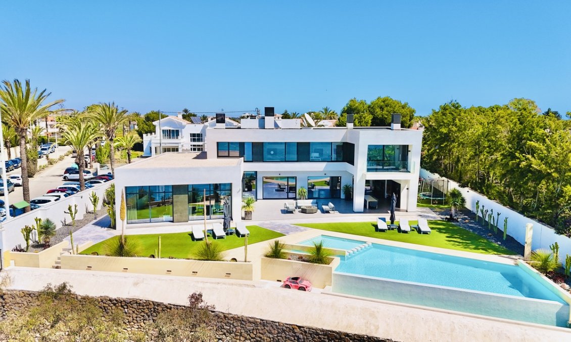 Segunda mano - Villa -
Cabo Roig - Costa Blanca