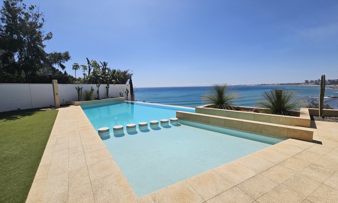 Segunda mano - Villa -
Cabo Roig - Costa Blanca