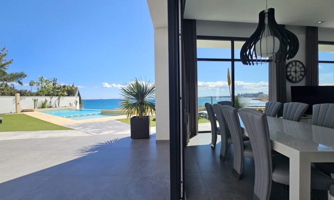 Segunda mano - Villa -
Cabo Roig - Costa Blanca