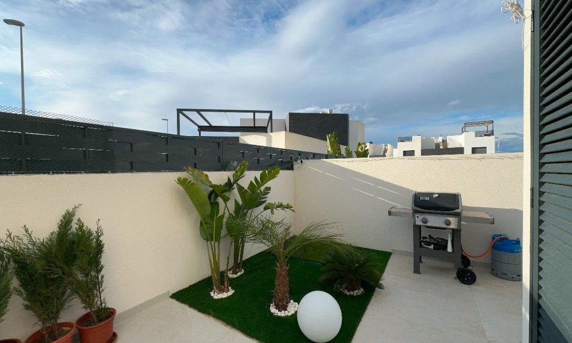 Revente - Villa -
Benijofar
