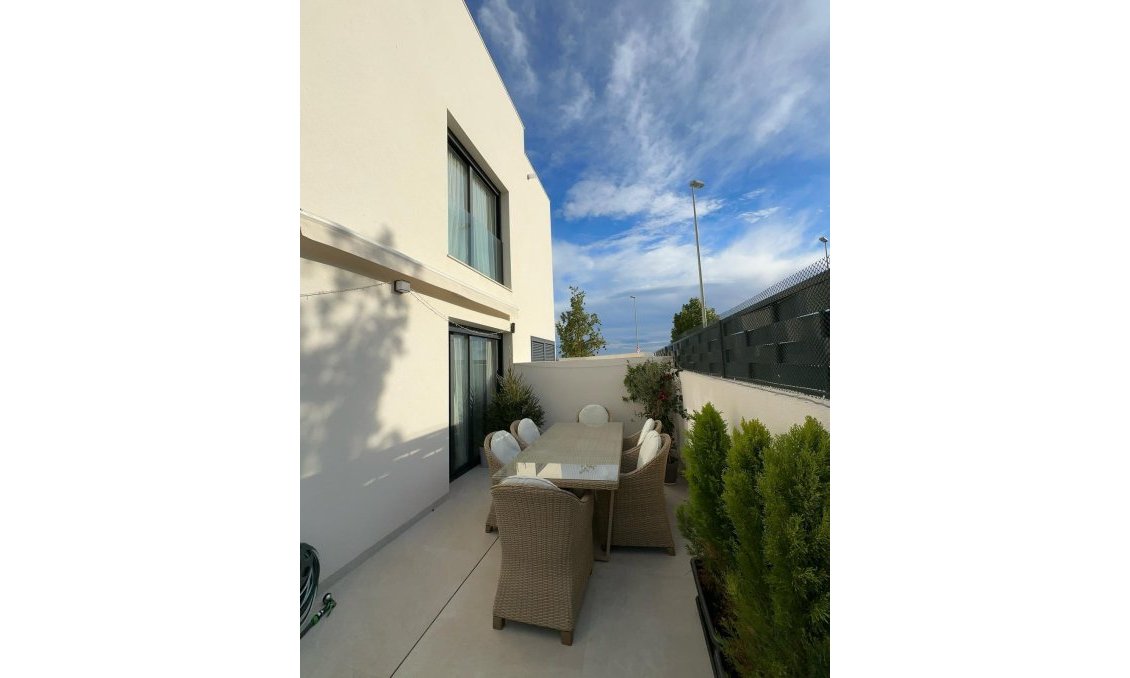 Revente - Villa -
Benijofar