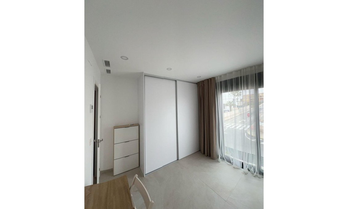 Revente - Villa -
Benijofar