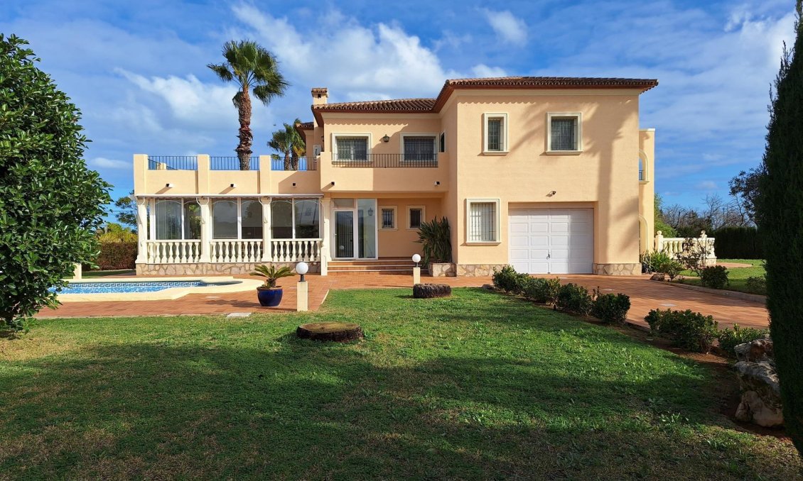 Segunda mano - Villa -
Denia - Las Marinas
