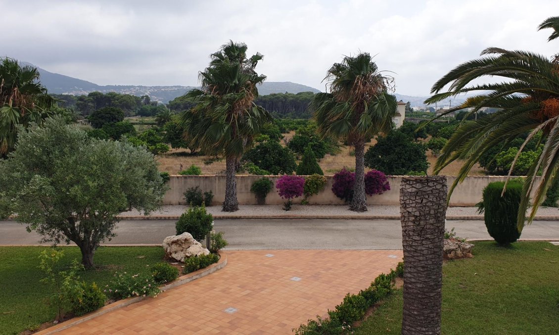 Segunda mano - Villa -
Denia - Las Marinas