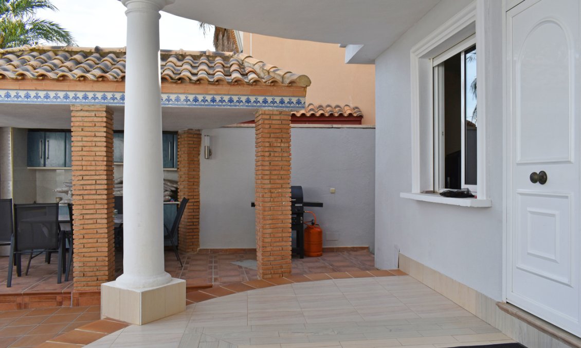 Segunda mano - Villa -
Torremendo - Costa Blanca