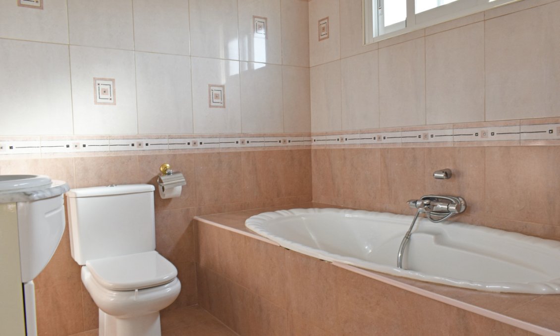 Segunda mano - Villa -
Torremendo - Costa Blanca
