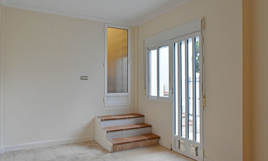 Segunda mano - Villa -
Torremendo - Costa Blanca
