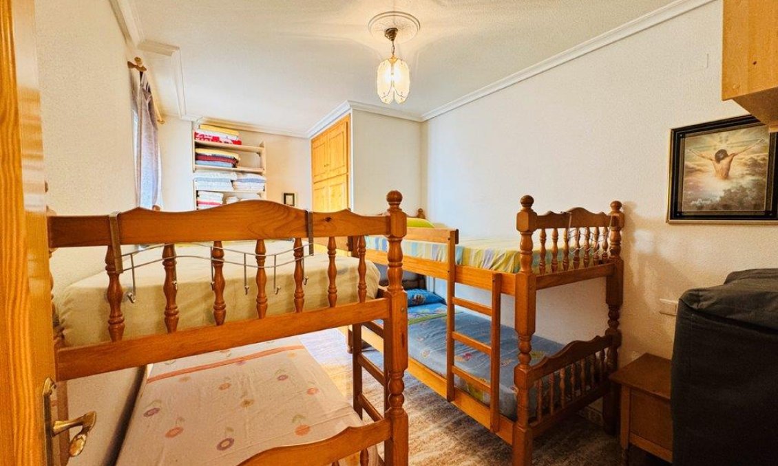 Wiederverkauf - Wohnung -
La Mata - Costa Blanca