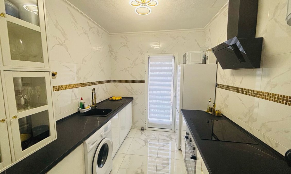 Segunda mano - Town House -
Los Altos - Costa Blanca