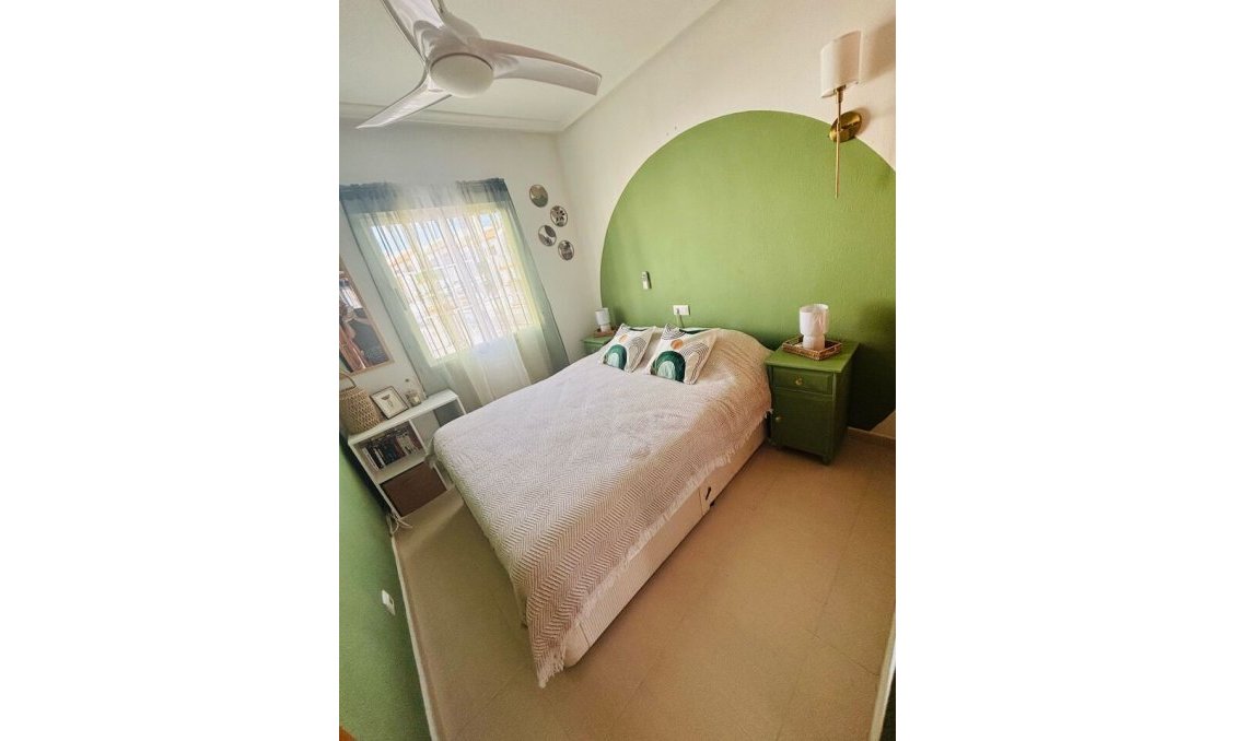 Segunda mano - Town House -
Los Altos - Costa Blanca