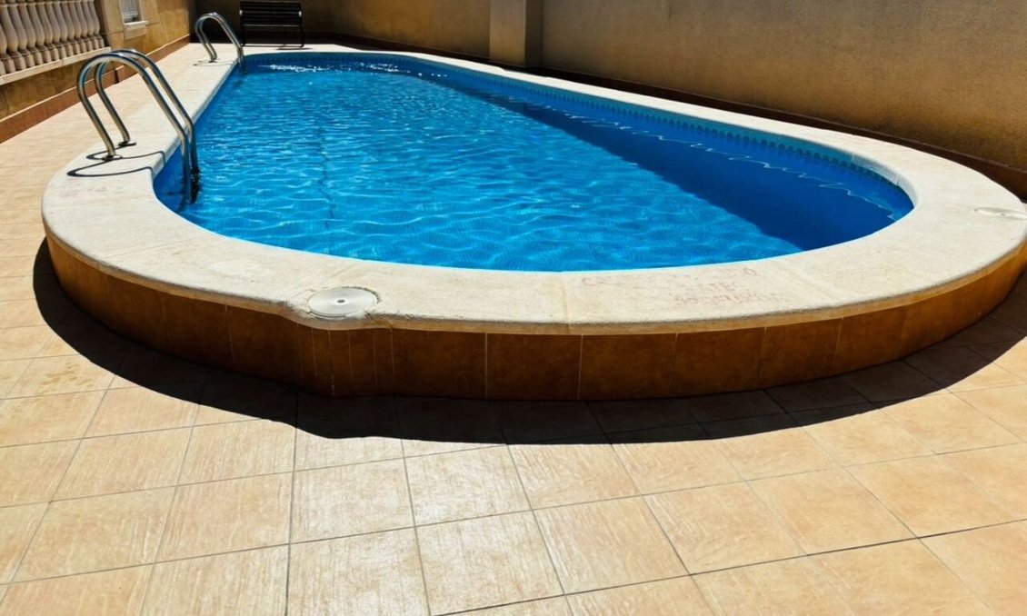 Segunda mano - Town House -
Los Altos - Costa Blanca