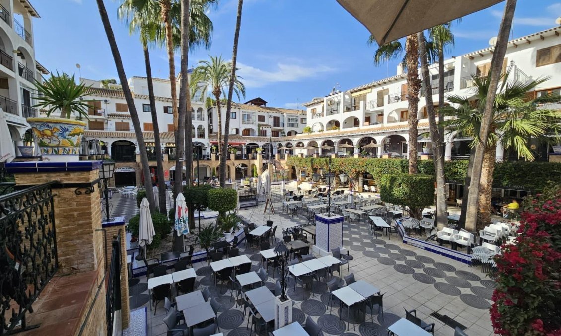 Segunda mano - Apartamento -
Orihuela Costa - Villamartín