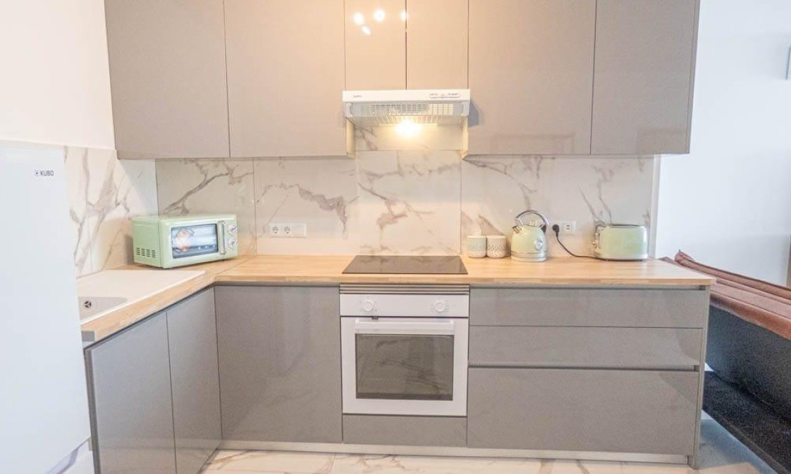 Segunda mano - Apartamento -
Orihuela Costa - Villamartín