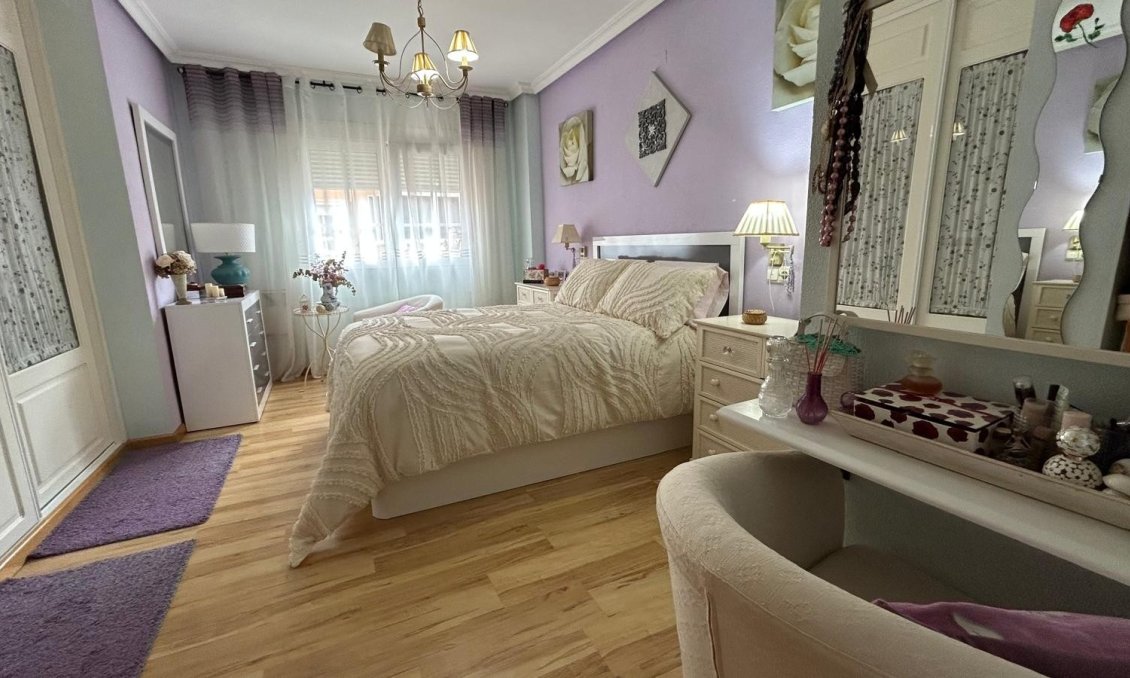Segunda mano - Villa -
Los Montesinos - Costa Blanca