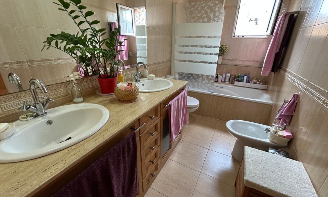 Segunda mano - Villa -
Los Montesinos - Costa Blanca