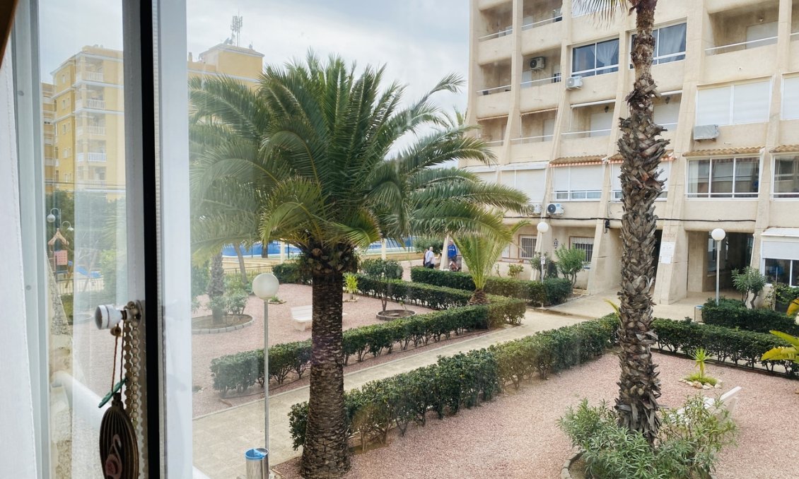 Wiederverkauf - Wohnung -
Torrevieja