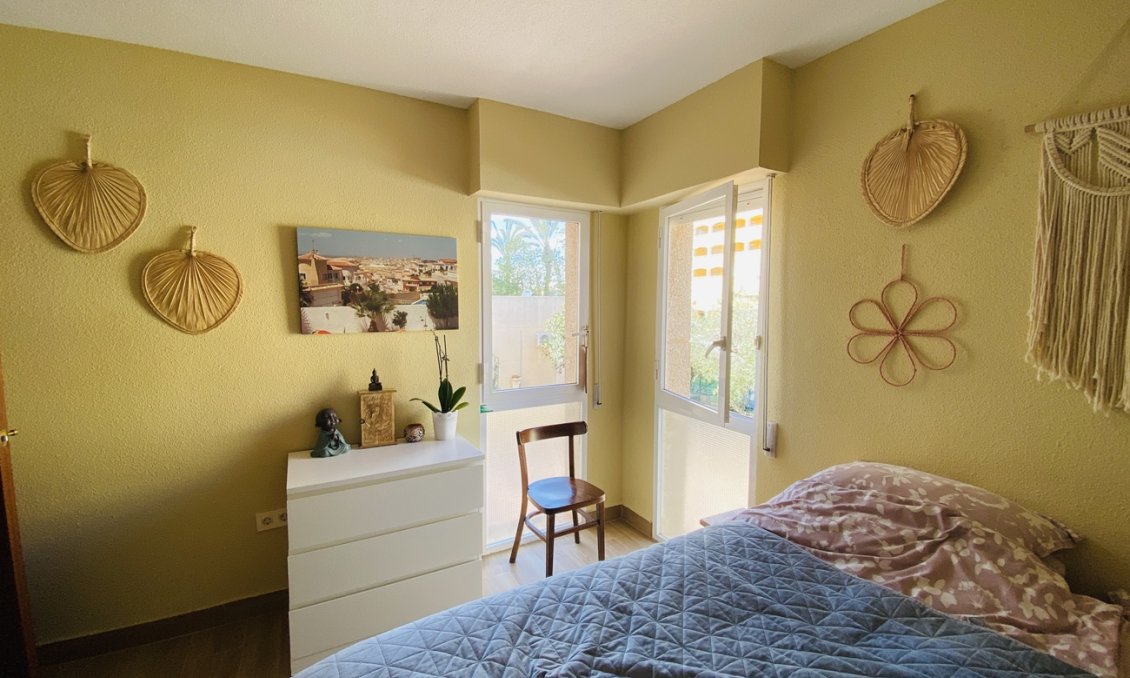 Wiederverkauf - Wohnung -
Torrevieja