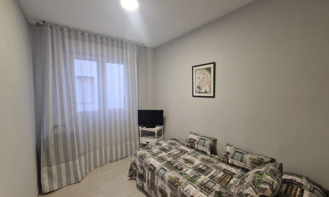 Segunda mano - Apartamento -
Torrevieja - Playa del Cura