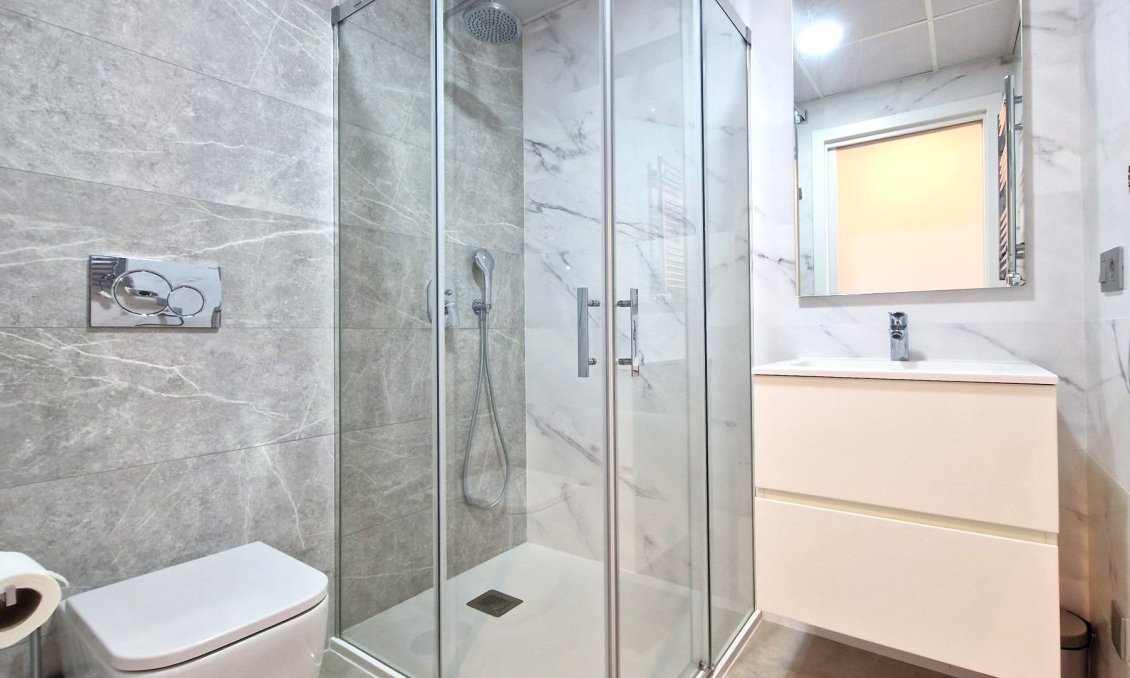 Segunda mano - Apartamento -
Benidorm - Poniente
