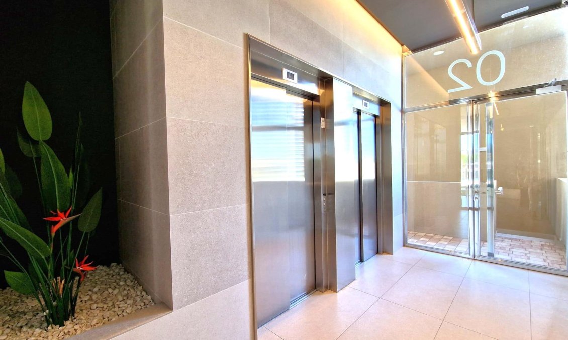 Segunda mano - Apartamento -
Benidorm - Poniente