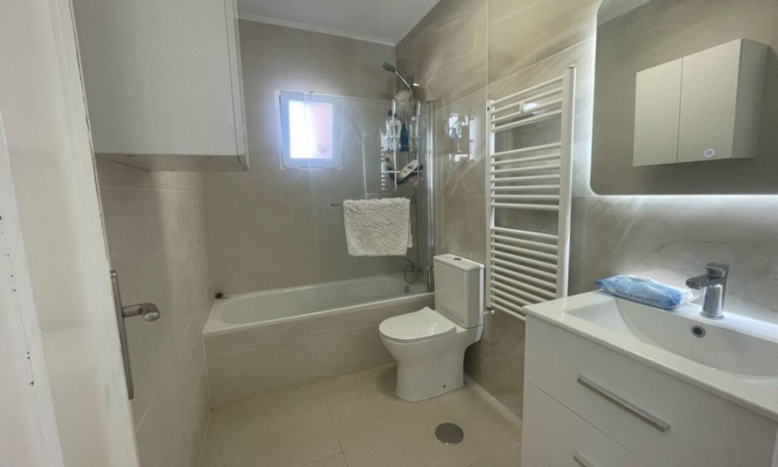 Segunda mano - Villa -
Playa Flamenca - Costa Blanca