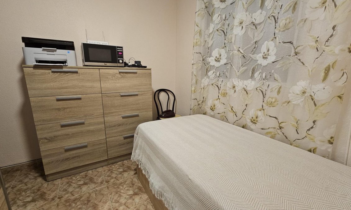 Segunda mano - Apartamento -
Torrevieja - Centro
