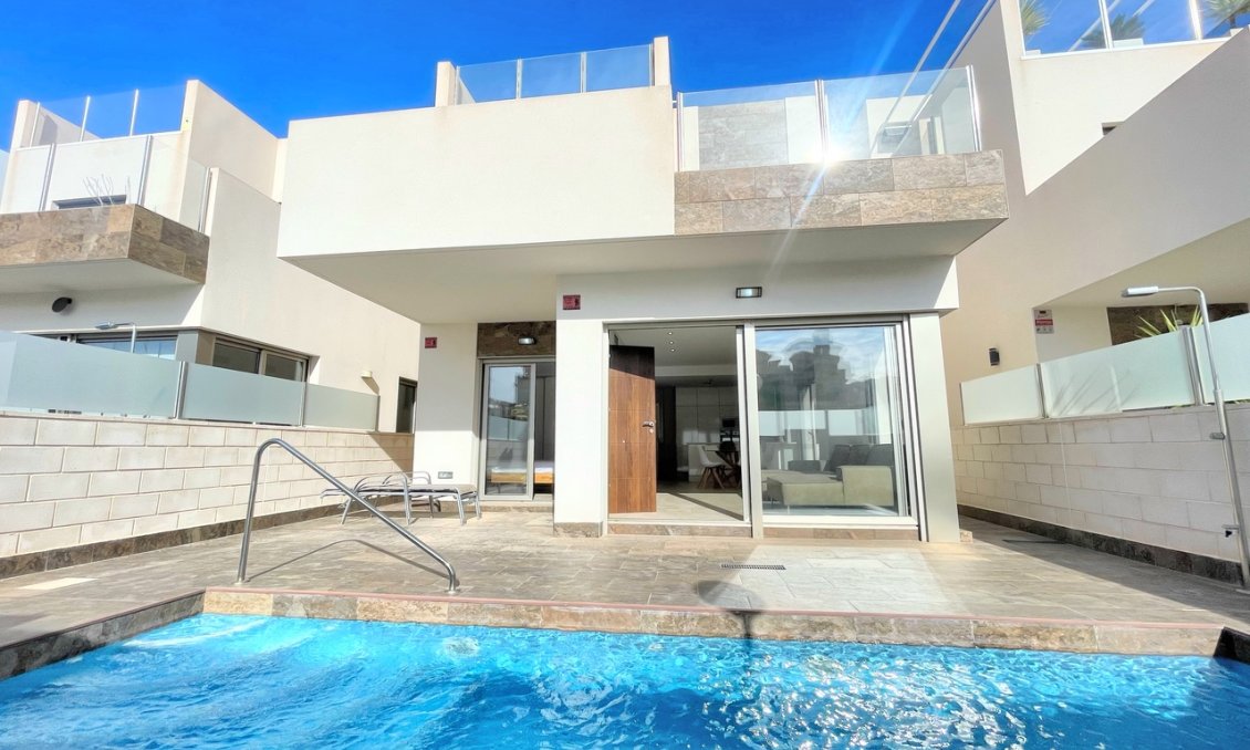 Segunda mano - Villa -
Villamartin - Costa Blanca