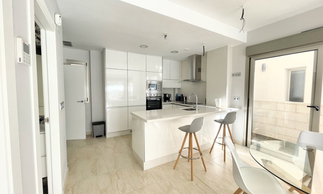 Segunda mano - Villa -
Villamartin - Costa Blanca