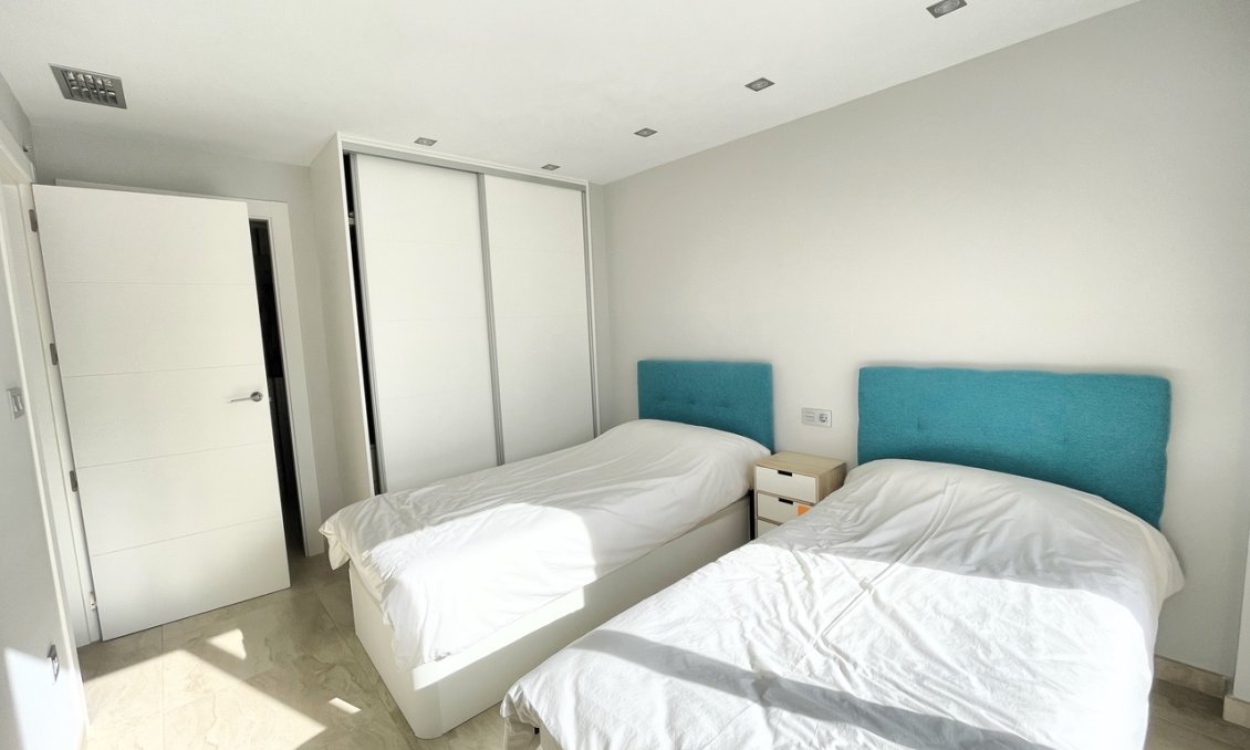 Segunda mano - Villa -
Villamartin - Costa Blanca