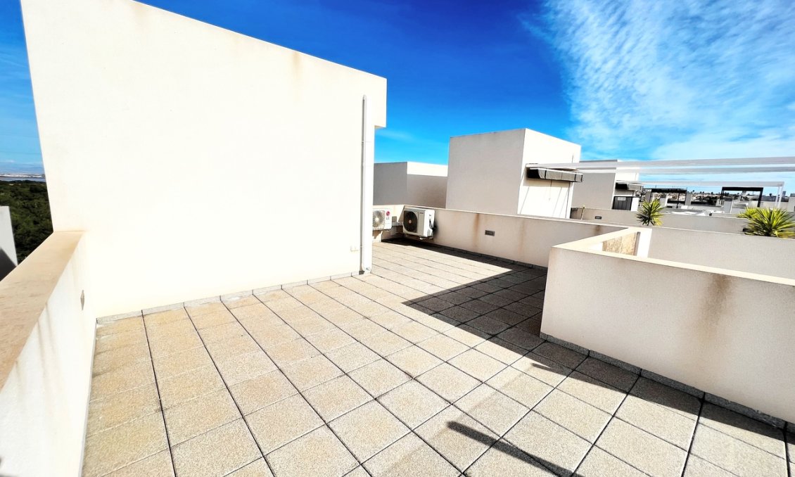 Segunda mano - Villa -
Villamartin - Costa Blanca